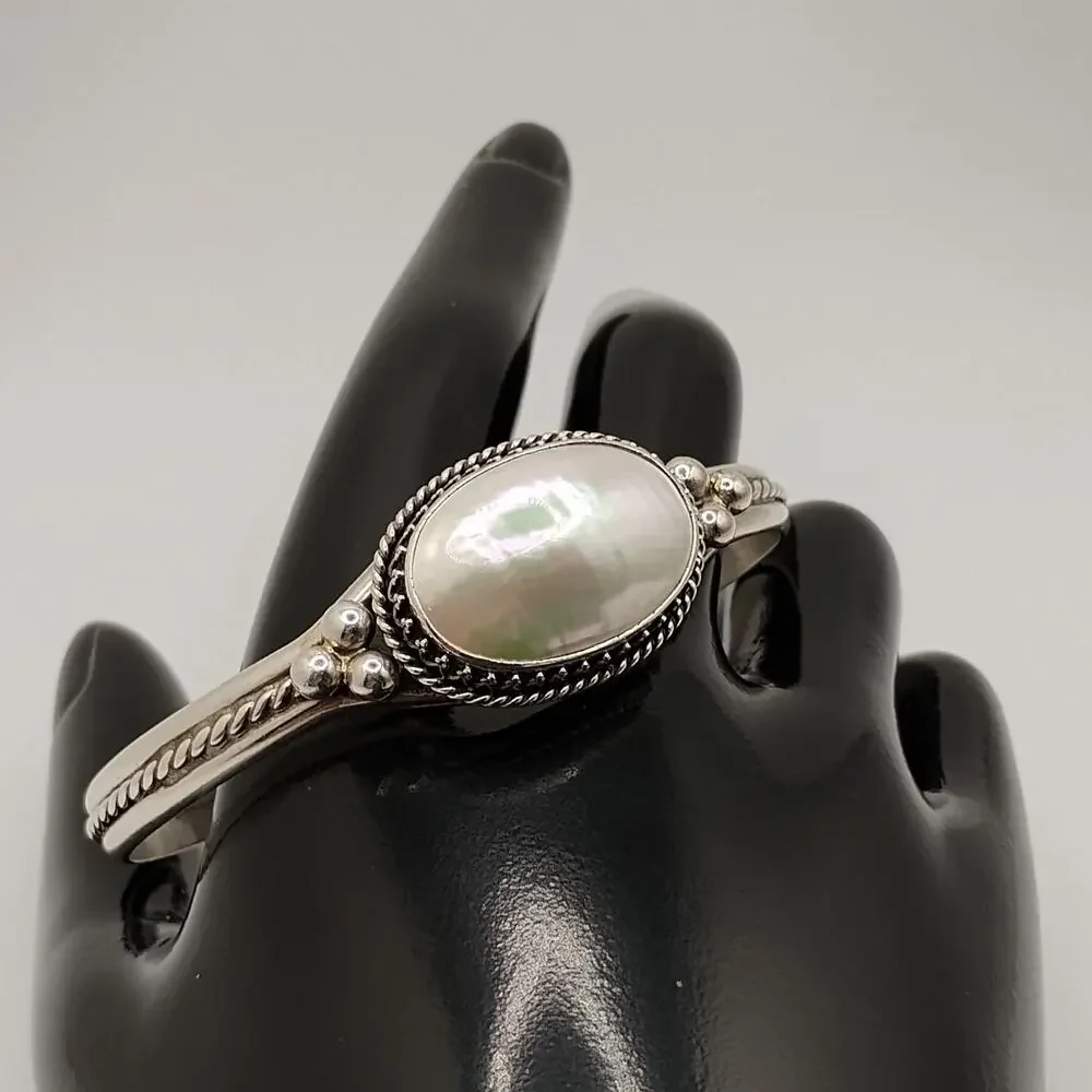 Native American Mother of Pearl and Sterling Silver Cuff - Picture 8 of 8